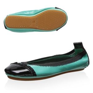 YS Yosi Samra teal patent flats girls size 1